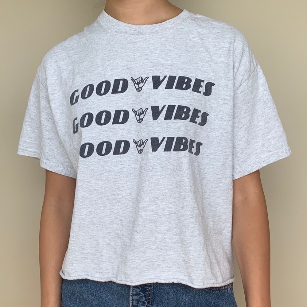 Brandy Melville good vibes shirt